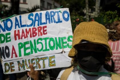 estiman que el acuerdo con chavismo, empresariado y sector laboral garantice un salario de al menos 200 dólares.