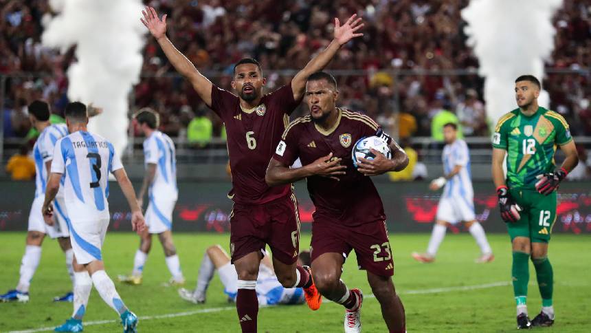 Venezuela empató 1-1 con Argentina gracias a golazo de Rondón y sigue vivo el sueño mundialista