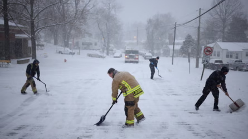 Cinco estados del norte y oeste de Estados Unidos se encuentran bajo advertencia de tormenta invernal, con ventiscas, acumulaciones de nieve y temperaturas extremas que afectan a más de 15 millones de personas, según el Servicio Meteorológico Nacional (NWS, por sus siglas en inglés).  