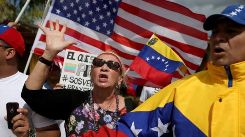 Exiliados en EEUU acusan a Venezuela de "burlarse" por la liberación parcial de los presos políticos