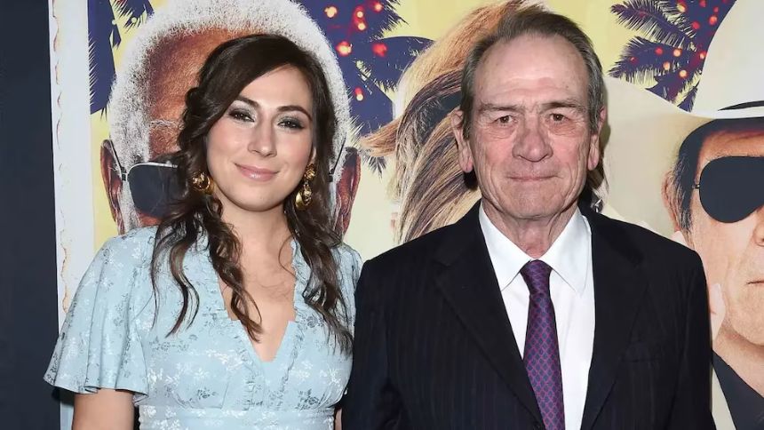 Victoria Jones, hija de Tommy Lee Jones, es hallada muerta en un hotel el día de Año Nuevo